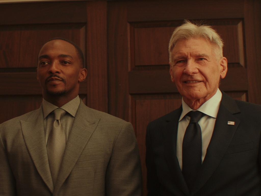 Captain America/Sam Wilson (Anthony Mackie, centre) and President Thaddeus Ross (Harrison Ford, right) in Captain America: Brave New World.