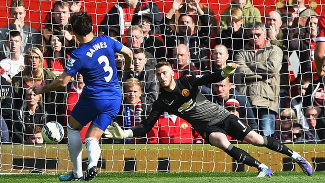 Leighton Baines missed his first ever penalty in the EPL, thanks to De Gea.