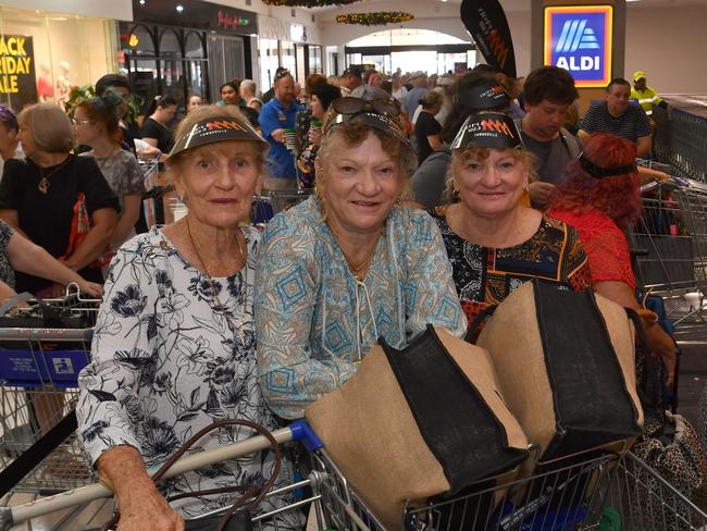 Maureen White, Hay Richter and Fay Durisin were in the huge crowd gathered for Aldi’s opening at Willows Shopping Centre. Picture: Evan Morgan