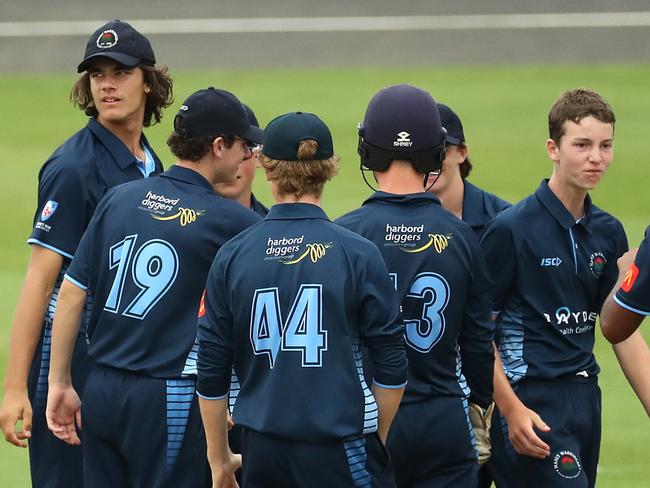 Manly celebrate a wicket during the 2022 Green Shield finals series. Photo by Jeremy Ng / Newscorp Australia