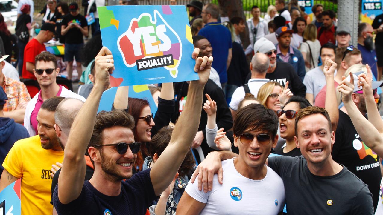 Supporters of marriage equality are seen at the Post Your Yes Vote Street Party at Taylor Square in Darlinghurst, Sydney on Sunday, October 8, 2017. (AAP Image/Danny Casey) NO ARCHIVING