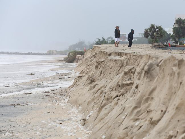 This comes as the cyclone is set to make landfall on Saturday morning, with many houses already going without power.