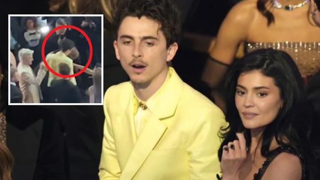 Kylie Jenner fails to stand for Elton John at Oscars