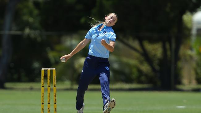 Bray backed up her round one knock with an excellent dig against Victoria Metro. Picture: Dave Woodley