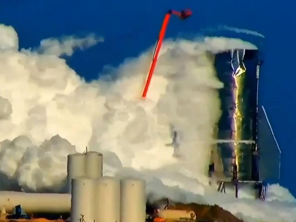 Elon Musk: Video Shows SpaceX Starship Prototype Explosion In Texas ...