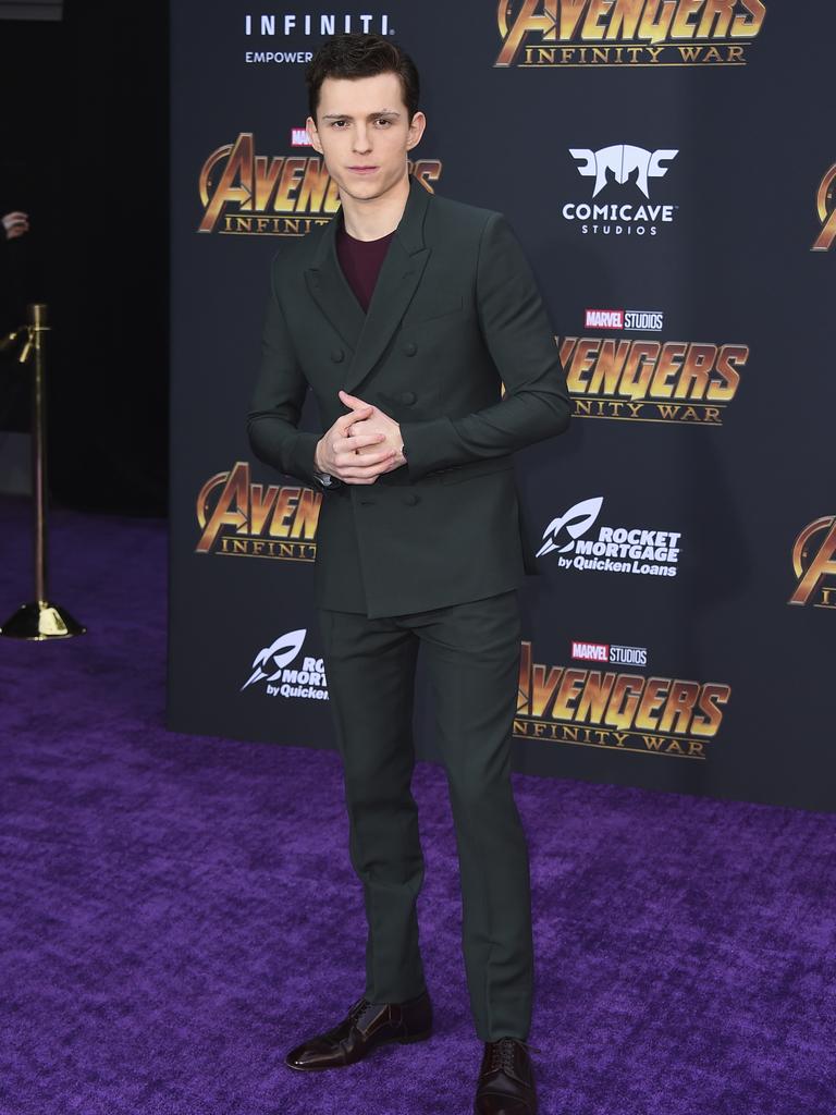 Avengers Infinity War: Avengers assemble for LA world premiere | Daily ...