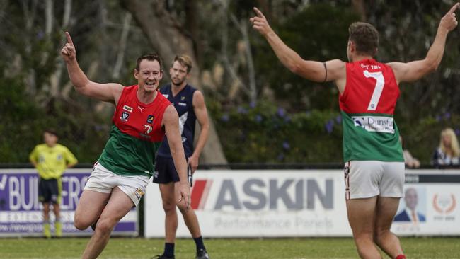 MPNFL: Pines’ Beau Hendry kicks a goal. Picture: Valeriu Campan