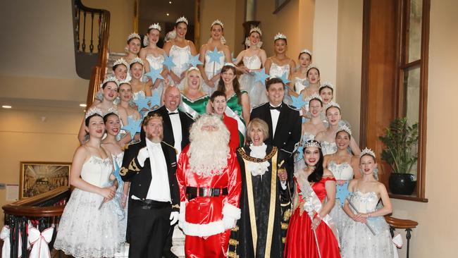 2023 National Pharmacies Christmas Pageant Picture: Dean Martin
