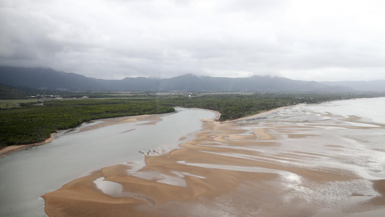 Far North families, Dawul Wuru Aboriginal Corporation, and Cairns Airport collected nearly 100kg of rubbish from Redden Island, reinforcing their commitment to a cleaner, healthier region. PICTURE: BRENDAN RADKE