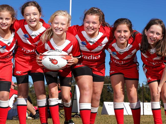 Evie Borg, 6, Isabelle Higgans, 11, Lucy Teplicanec, 11, Kennedy Robinson, 9, Abbey Ross, 9, Ruby McPherson, 11, of Taren Point Titans U11's at  Taren Point rugby league fields, today.Picture: Justin Lloyd.