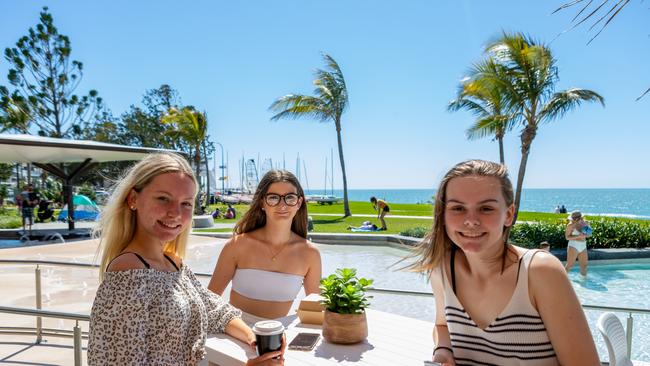 Jessica Lapraik, Sophie Lapraik and Olivia Lapraik enjoy Yeppoon Lagoon prior to its closure due to coronavirus.