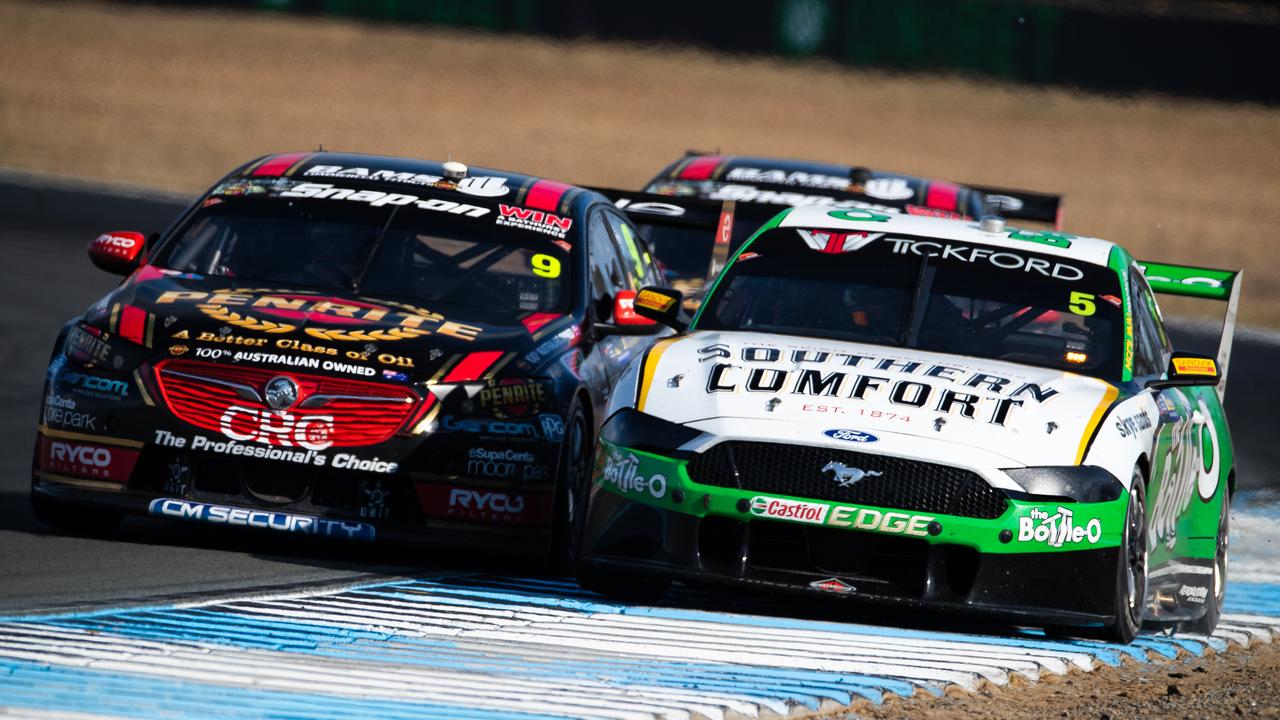 (L-R) David Reynolds and Lee Holdsworth had tough Sundays at QR.