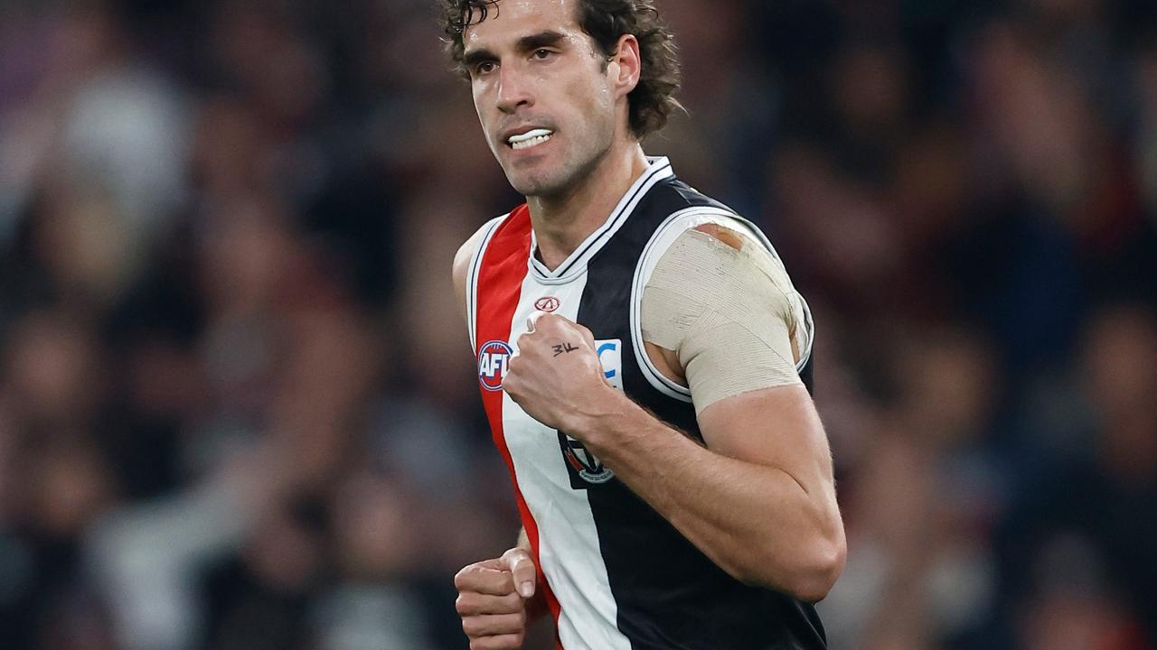 ‘I will play’: Injury-plagued star plots return