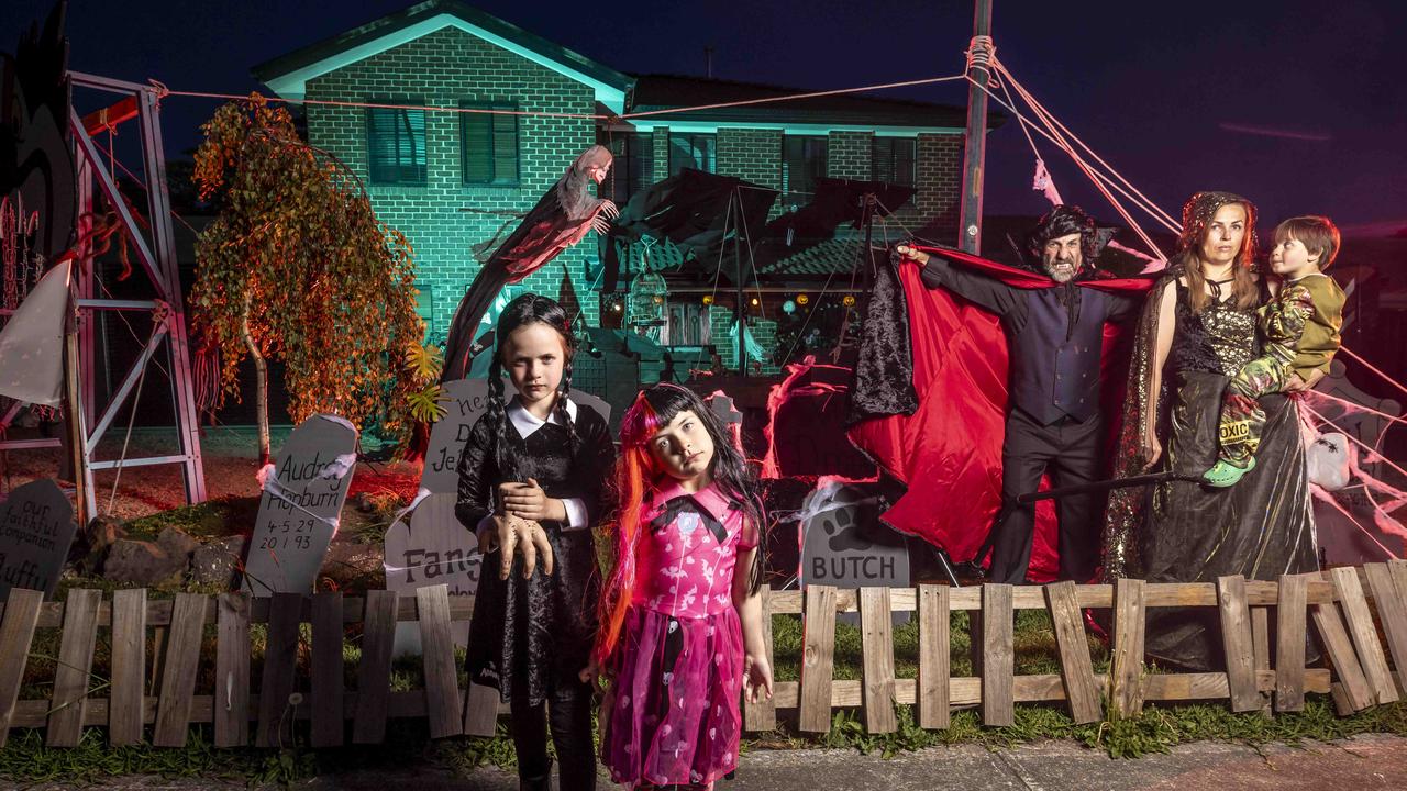 Amedeo Gallicchio and Jess Louchard with kids Sofia 7, Lucia 6 and Valentino 3 at the front of their house. Picture by Wayne Taylor