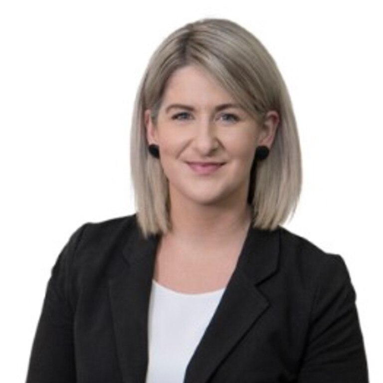 Rebecca Trott