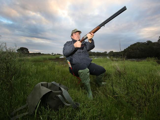 Duck hunting season opening , Heart Morass  State Game Reserve, Sale, Silvo Verdenik, from Dandenong, #0427494649,  Picture Yuri Kouzmin