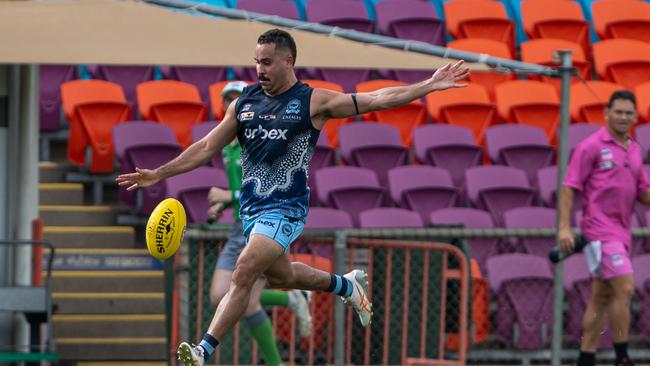 Jarrod Stokes kicked six final quarter goals for the Darwin Buffaloes against the Palmerston Magpies in Round 14 of the 2023-24 NTFL season. Picture: Pema Tamang Pakhrin