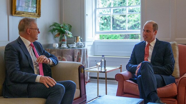 Anthony Albanese meets Prince William at Kensington Palace, where he re-gifted a box of lamingtons received from an Aussie business just an hour earlier. Picture: Twitter