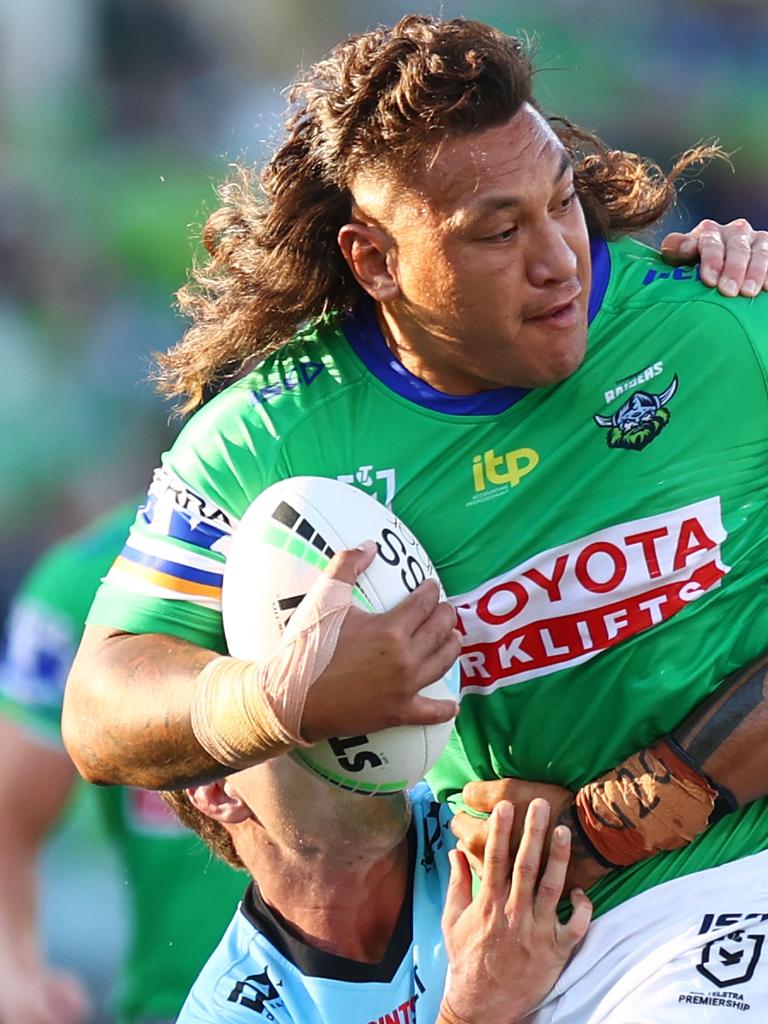 Josh Papalii’s long locks (Photo by Mark Nolan/Getty Images)