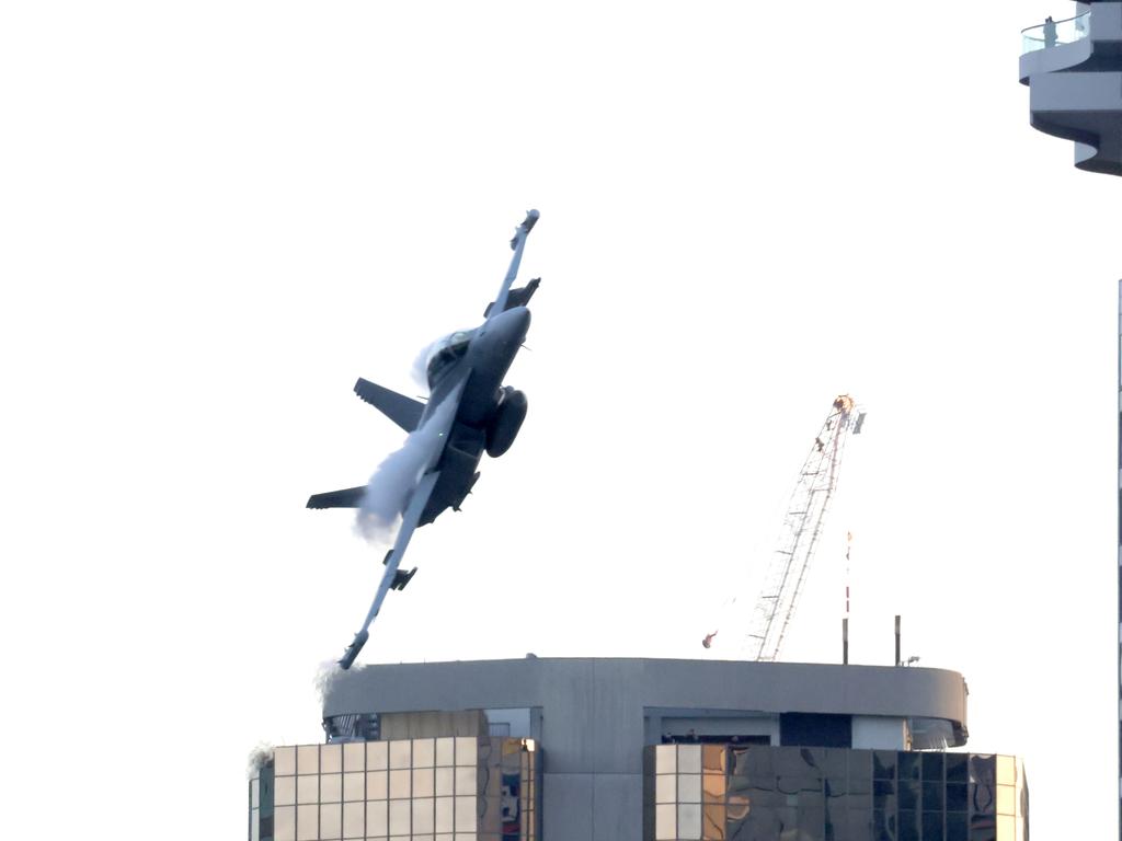 Growler F18, doing the flyover, at RiverFire from Howard Smith wharves, City, on Saturday 2nd September 2023 - Photo Steve Pohlner