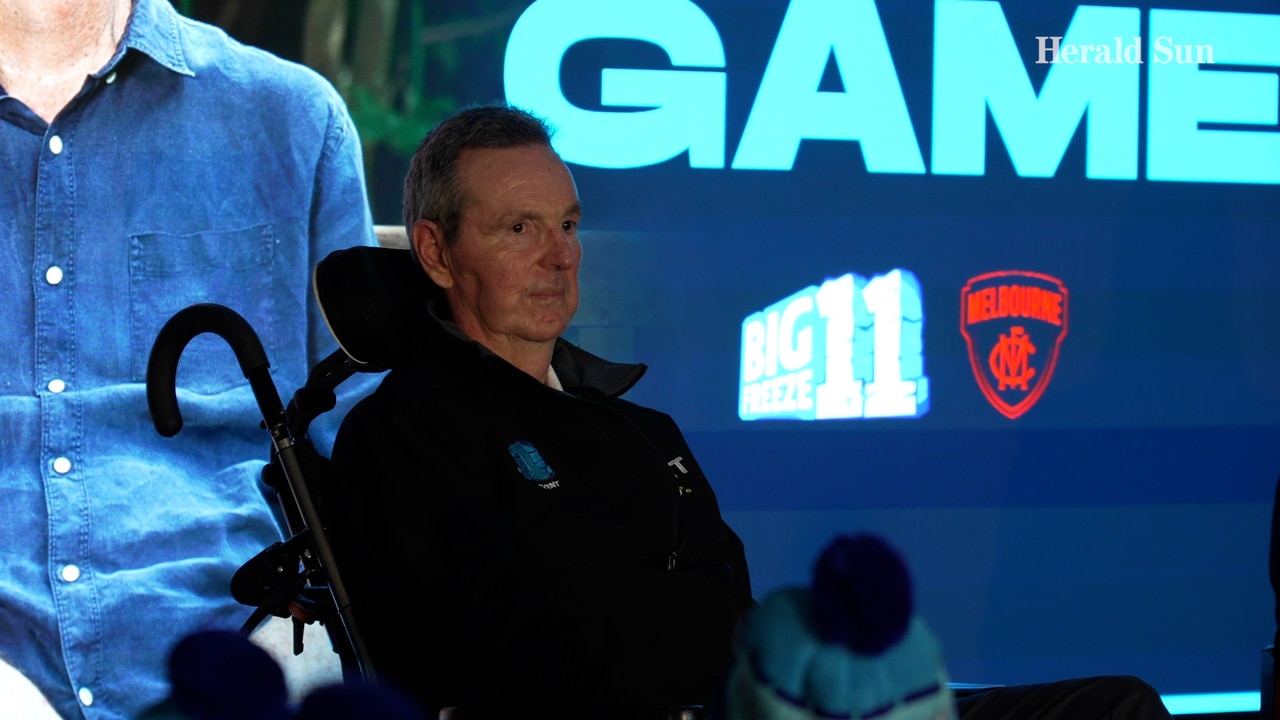 Neale Daniher delivers an inspiring address to Melbourne players at the MCG