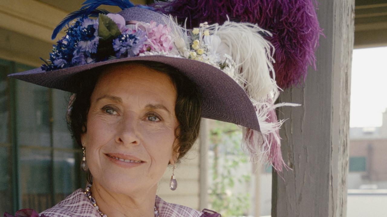 Katherine MacGregor dead Little House on the Prairie star dies at 93