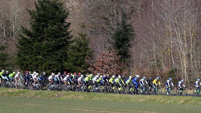 Matthews and the rest of the riders faced bitterly cold conditions.