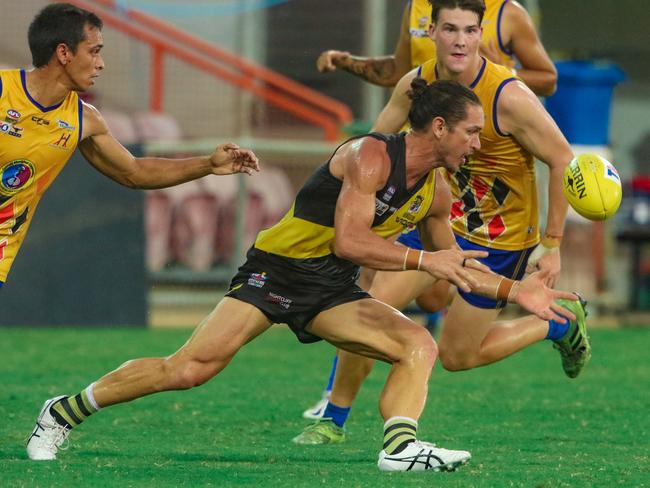 Cameron Ilett on the ball in the NTFL major semi-final against Wanderers. Picture: Glenn Campbell