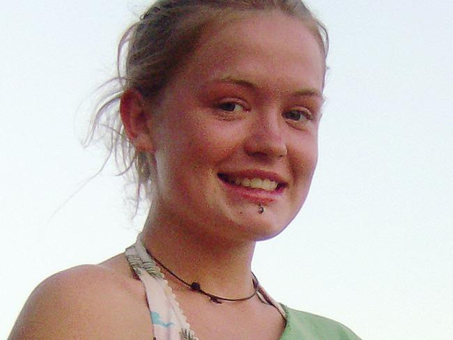 Hand out picture released by the family of British teenager Scarlette Keeling shows Scarlette standing on the Anjuna beach in Goa, a few days before her death on February 18, 2008. Police in the popular Indian resort state of Goa on March 9, 2008 launched a murder investigation after the partially naked body of a British teenager was found last month on a beach. The announcement came after doctors conducted a fresh autopsy and concluded 15-year-old Scarlette Keeling was murdered, and did not drown as local police had initially insisted. AFP PHOTO/HO/Courtesy of Scarlette Keeling's family