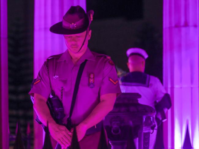 BRISBANE, AUSTRALIA - NCA NewsWire Photos - 25 APRIL 2023:  Thousands gather at the Shrine of Remembrance at the Dawn Service in Brisbane.Picture: NCA NewsWire / Glenn Campbell