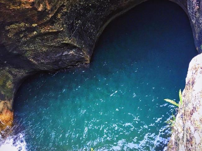 GCB Killarney Glen rock-pooL BY Demi (ccharlie_dc)