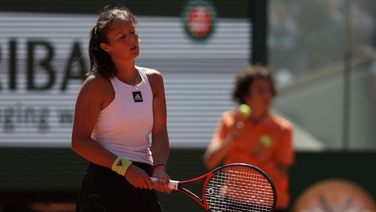 Kasatkina couldn’t find her groove. (Photo by Thomas SAMSON / AFP)