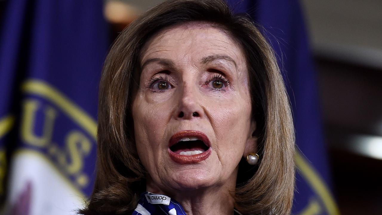 Us Democrat Nancy Pelosi Filmed Getting Her Hair Done At A Salon