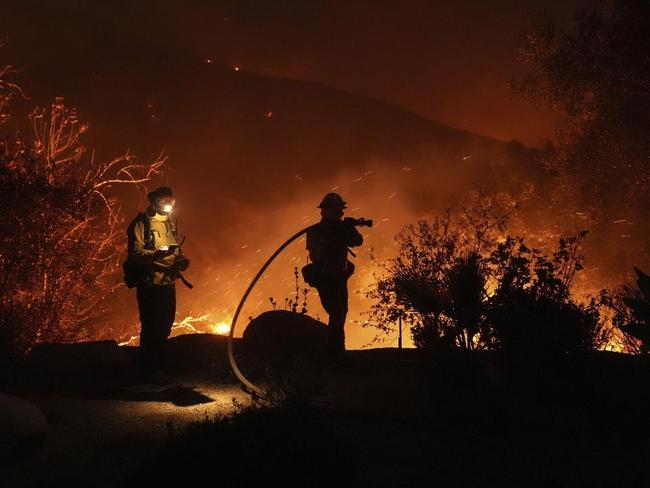 Out-of-control Malibu wildfire triggers evacuation orders 