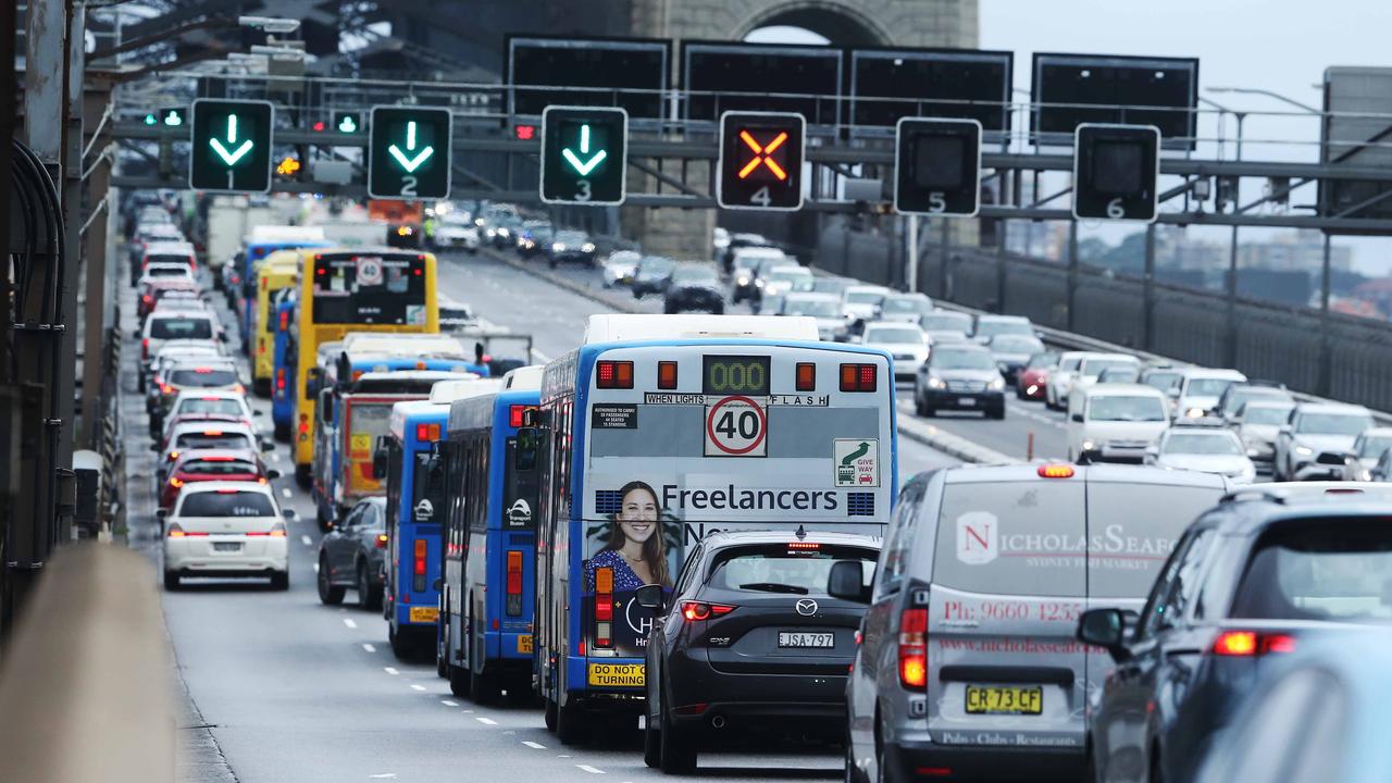 Dashcam Video Shows Sydney Harbour Bridge Crash Car Fire Daily Telegraph