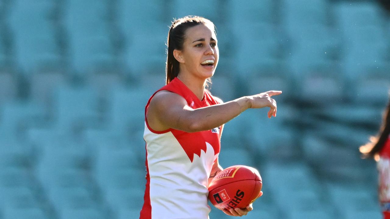 SYDNEY, AUSTRALIA - AUGUST 17: Chloe Molloy of the Swans during the AFLW practice match between Sydney Swans and Hawthorn Hawks at Sydney Cricket Ground, on August 17, 2024, in Sydney, Australia. (Photo by James Gourley/Getty Images via AFL Photos)