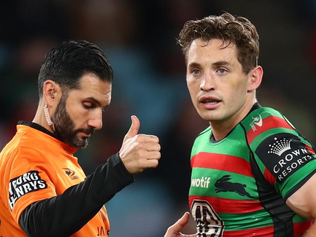 SYDNEY, AUSTRALIA - JULY 23: Cameron Murray of the Rabbitohs is assessed for a head injury during the round 19 NRL match between the South Sydney Rabbitohs and the Melbourne Storm at Stadium Australia on July 23, 2022 in Sydney, Australia. (Photo by Jason McCawley/Getty Images)