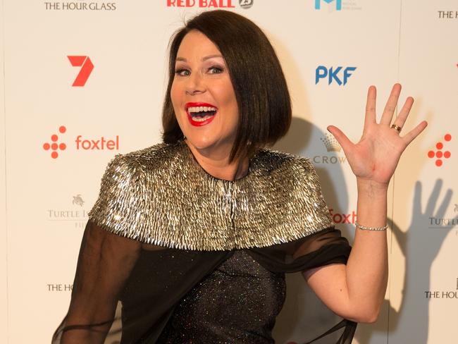 Julia Morris.