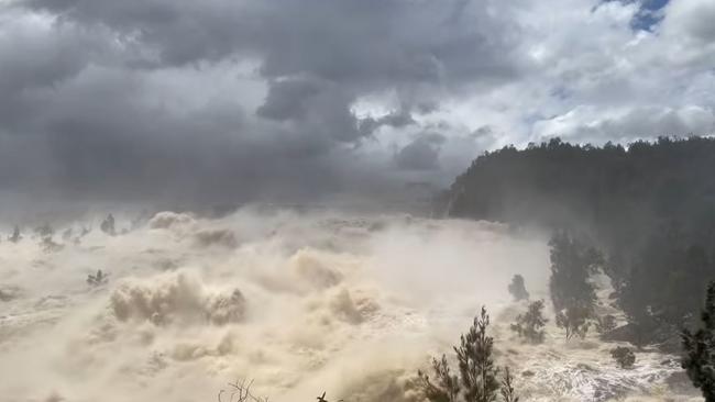 Wyangala Dam released 230,000 megalitres of water in one day which was sent crashing downstream of the Lachlan River. Picture: NSW RFS South West Slopes Zone