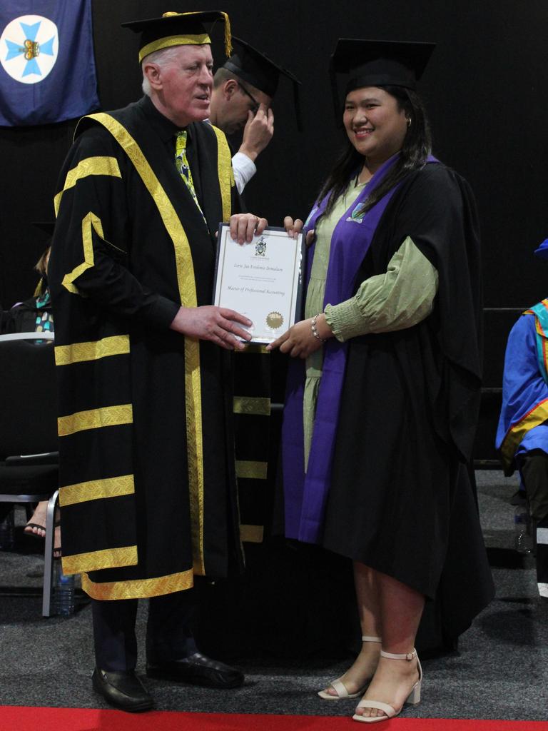 Lorie Domalaon graduated with a Master of Professional Accounting at the CQUniversity graduation ceremony in Bundaberg on December 14, 2023.