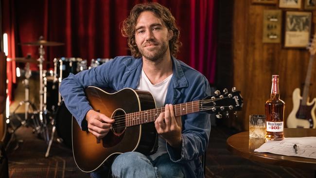 Australian singer-songwriter Matt Corby.