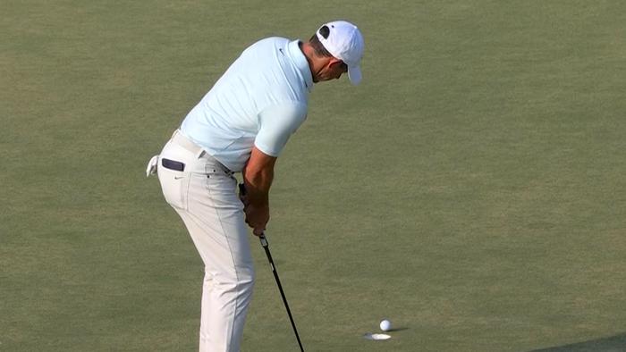 Rory McIlroy misses key put at US Open