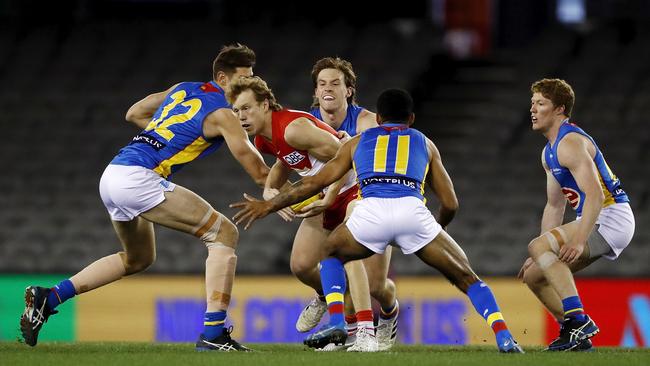 Callum Mills was subbed out of Sydney’s win over the Suns. Picture: Dylan Burns/AFL Photos via Getty Images