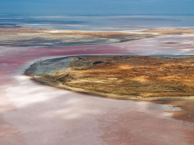 The new rules would ‘not allow any recreational access to the lake’ or not without the traditional owners’ permission. Picture: Alamy Escape