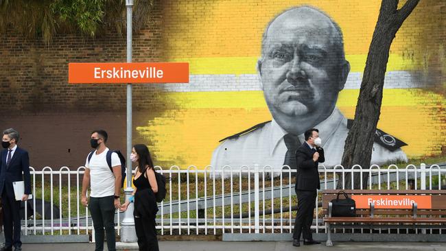 The new mural of RFS hero Shane Fitzsimmons. Picture: NCA NewsWire/Joel Carrett