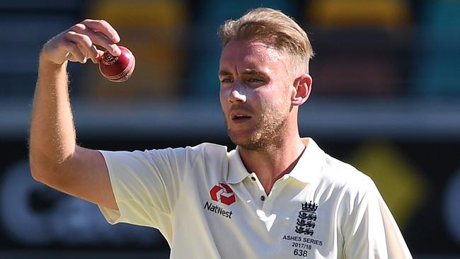 England bowler Stuart Broad has confirmed his status as Public Enemy No. 1 for Australian fans.