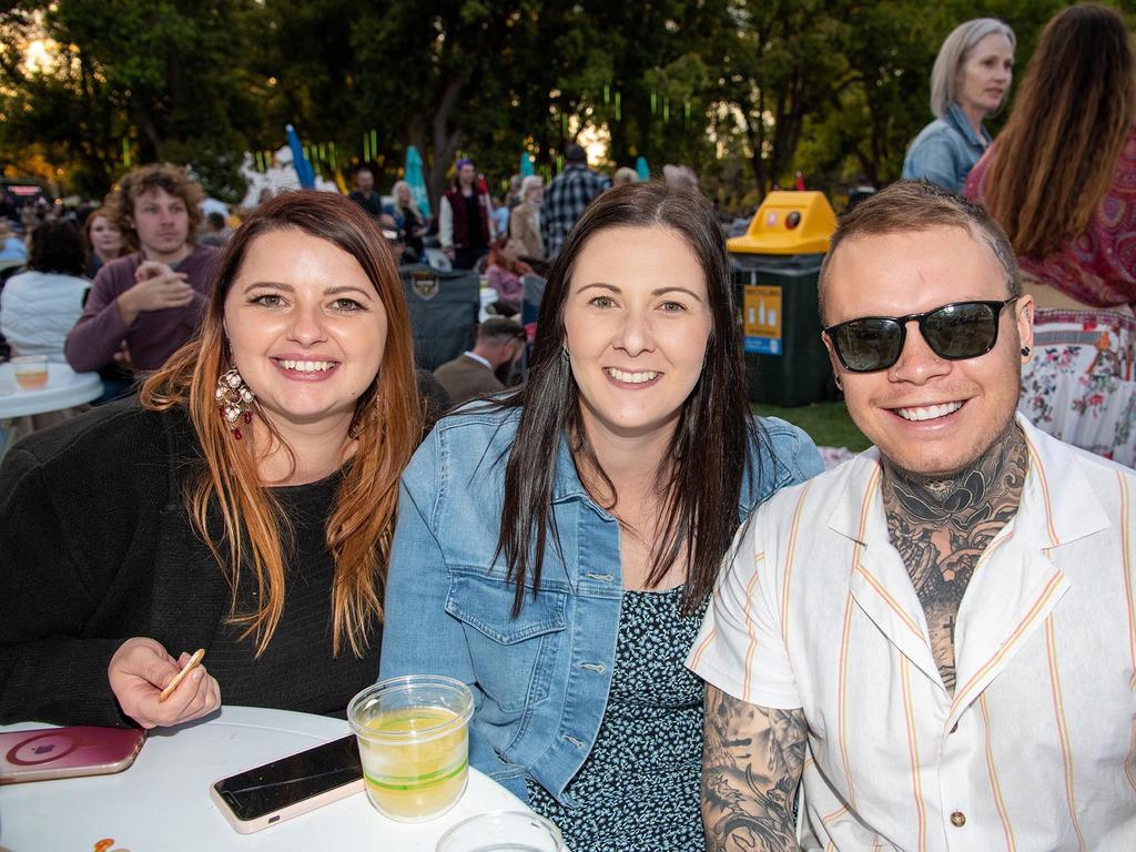 Charissa Collins, Jade Scott, Jeffrey O'Neill. Festival of Food and Wine, Queens Park, Toowoomba Carnival of Flowers. Saturday September 10, 2022 Picture: Bev Lacey