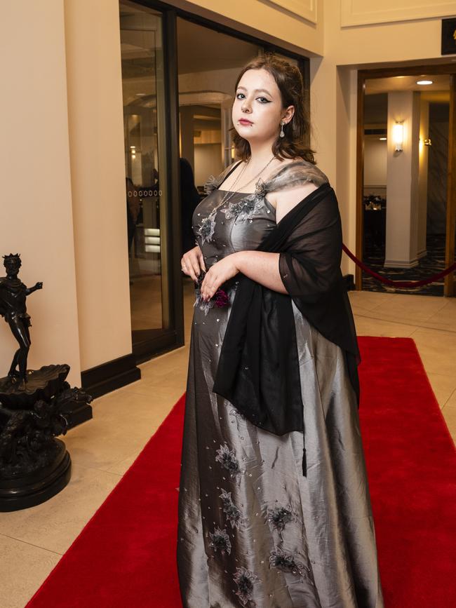 Graduate Zara Gray at the Toowoomba Flexi School formal at Burke and Wills Hotel, Thursday, October 20, 2022. Picture: Kevin Farmer