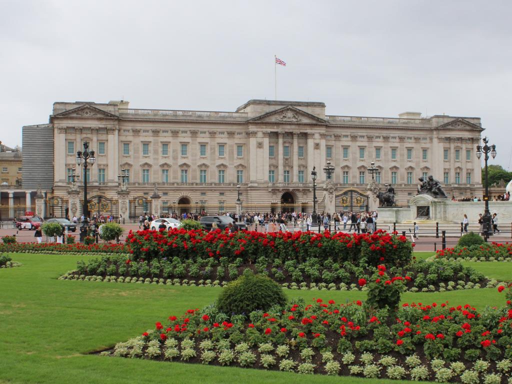 Anti-monarchist protesters have made it past security at Buckingham Palace. Picture: Supplied