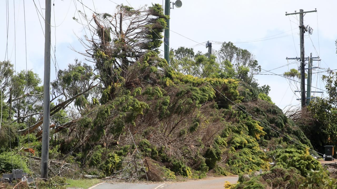 More than 8000 people remain without power in Queensland due to the storms. Picture: NCA NewsWire / Scott Powick